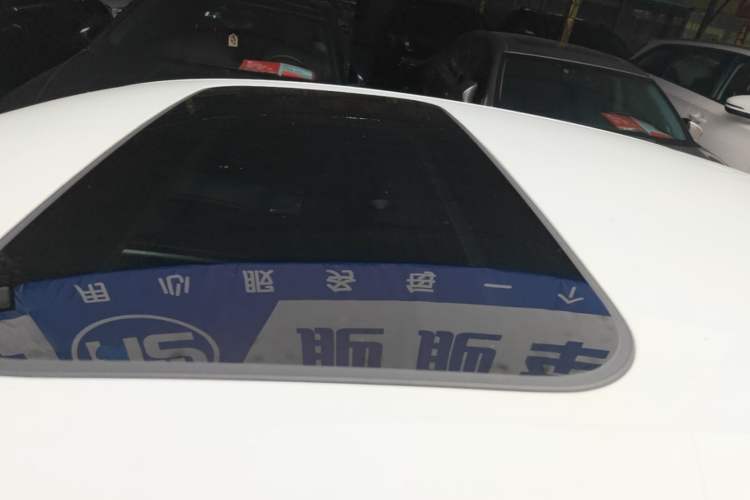 Used Geely Auto Emgrand 2022 4th Generation 1.5L CVT Luxury Model Roof