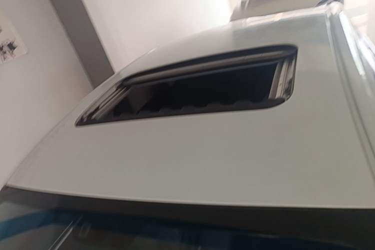 Used Geely Auto Emgrand 2022 4th Generation 1.5L CVT Luxury Model Roof