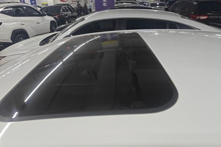 Used Geely Auto Emgrand 2022 4th Generation 1.5L CVT Flagship Model Roof