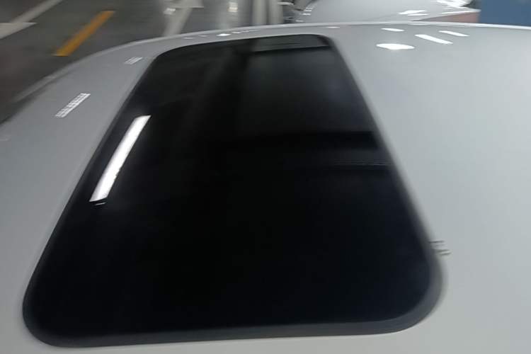 Used Geely Auto Emgrand 2022 4th Generation 1.5L CVT Luxury Model Roof