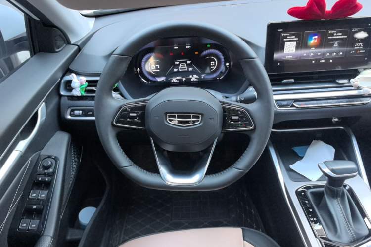 Used Geely Auto Emgrand 2022 4th Generation 1.5L CVT Luxury Model Steering Wheel