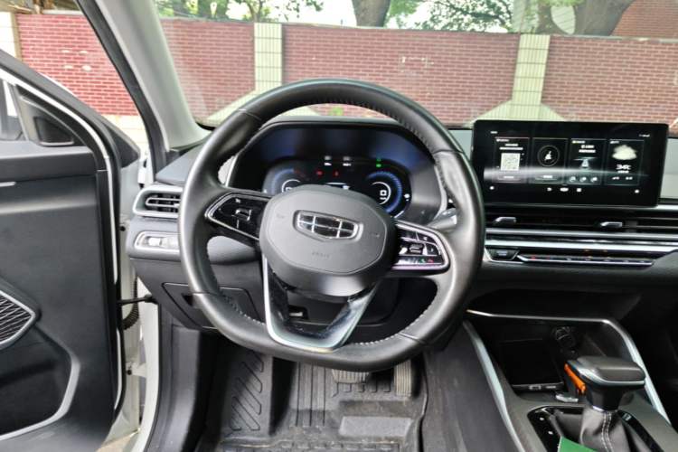 Used Geely Auto Emgrand 2022 4th Generation 1.5L CVT Luxury Model Steering Wheel