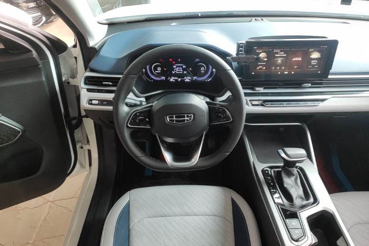 Used Geely Auto Emgrand 2022 4th Generation 1.5L CVT Flagship Model Steering Wheel