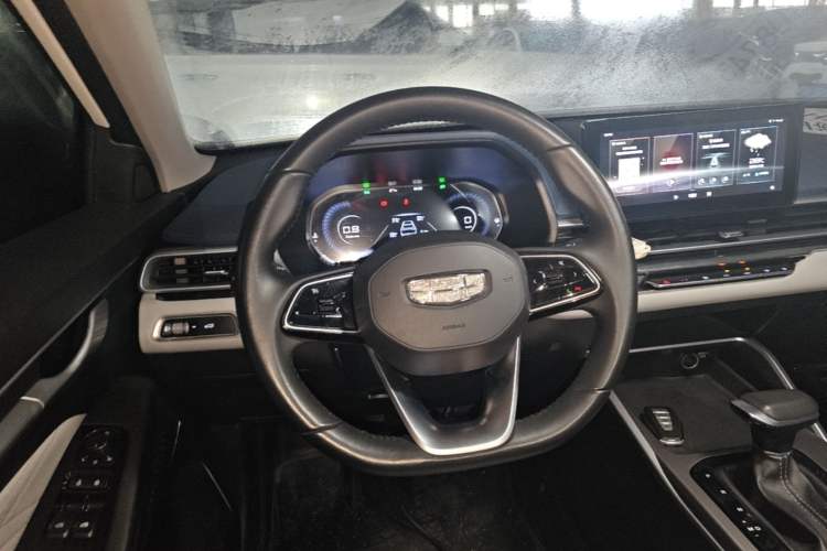 Used Geely Auto Emgrand 2022 4th Generation 1.5L CVT Flagship Model Steering Wheel