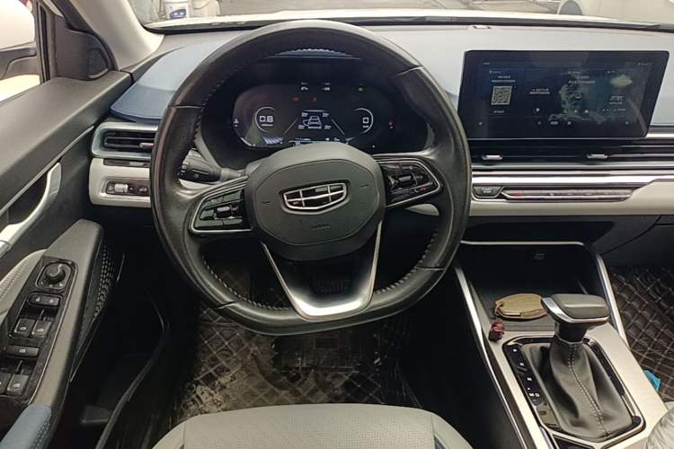 Used Geely Auto Emgrand 2022 4th Generation 1.5L CVT Flagship Model Steering Wheel