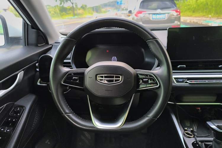 Used Geely Auto Emgrand 2022 4th Generation 1.5L CVT Luxury Model Steering Wheel