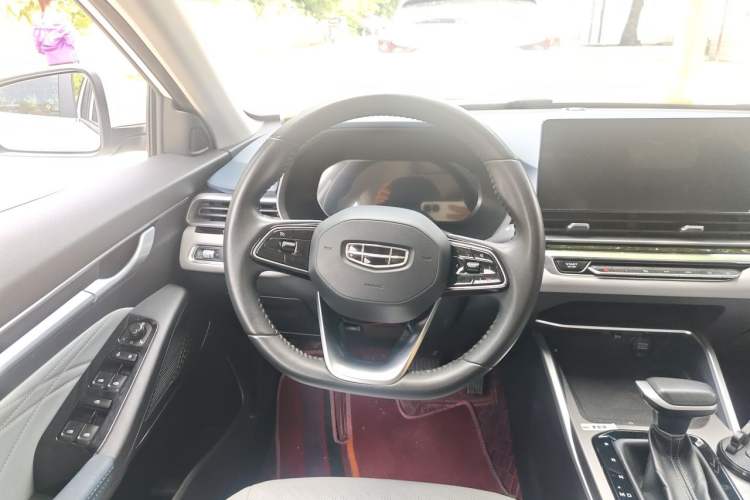 Used Geely Auto Emgrand 2022 4th Generation 1.5L CVT Flagship Model Steering Wheel