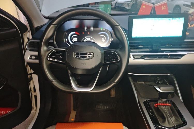 Used Geely Auto Emgrand 2022 4th Generation 1.5L CVT Flagship Model Steering Wheel