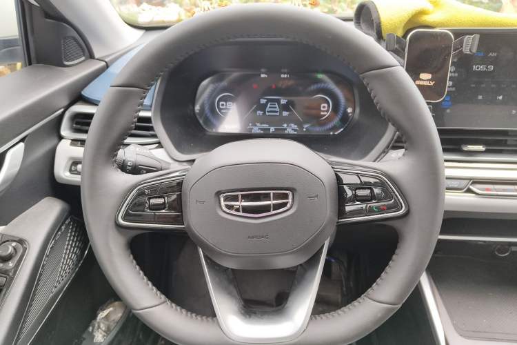 Used Geely Auto Emgrand 2022 4th Generation 1.5L CVT Flagship Model Steering Wheel