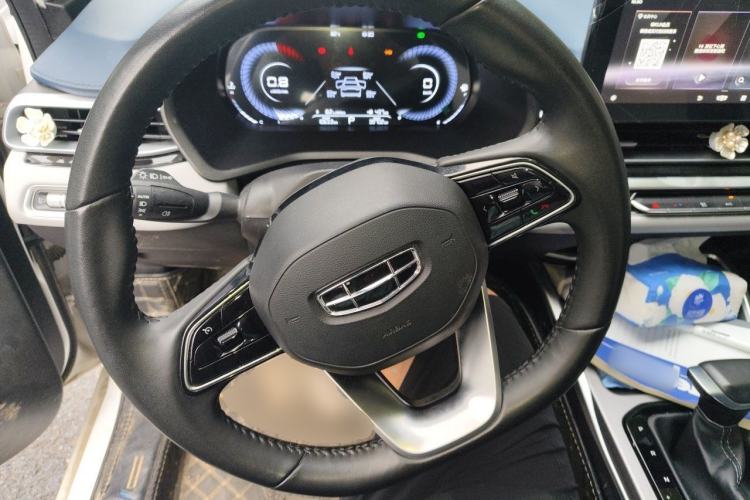 Used Geely Auto Emgrand 2022 4th Generation 1.5L CVT Flagship Model Steering Wheel