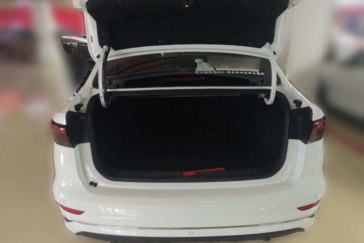Used Geely Auto Emgrand 2022 4th Generation 1.5L CVT Luxury Model Trunk