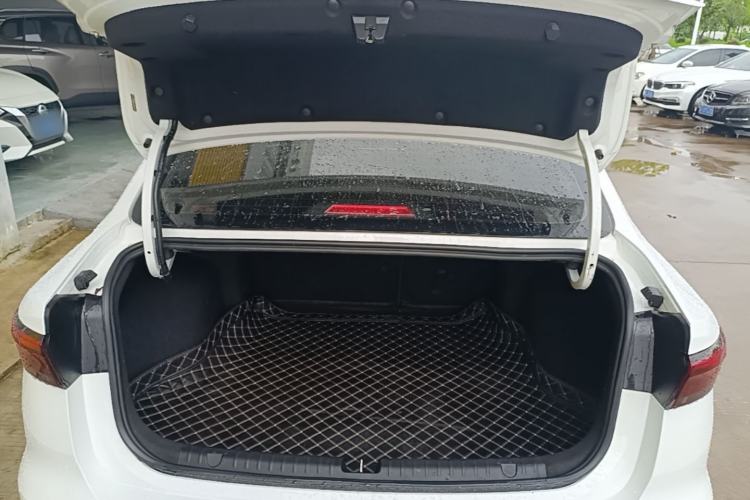 Used Geely Auto Emgrand 2022 4th Generation 1.5L CVT Luxury Model Trunk
