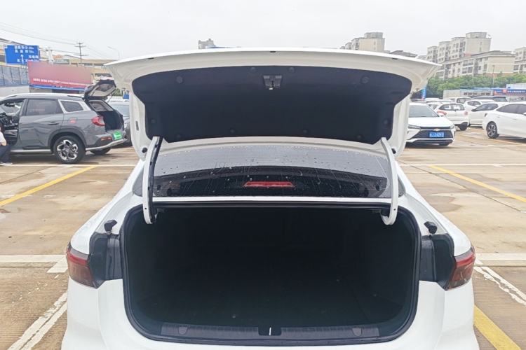 Used Geely Auto Emgrand 2022 4th Generation 1.5L CVT Luxury Model Trunk