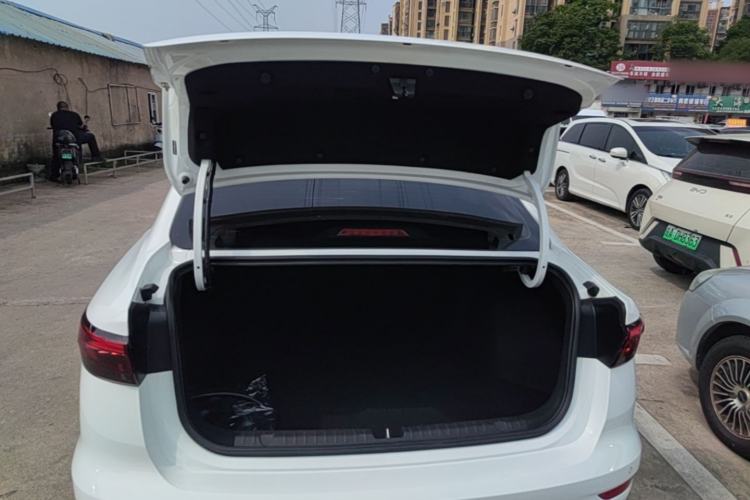 Used Geely Auto Emgrand 2022 4th Generation 1.5L CVT Luxury Model Trunk
