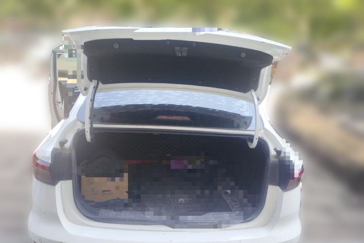 Used Geely Auto Emgrand 2022 4th Generation 1.5L CVT Flagship Model Trunk