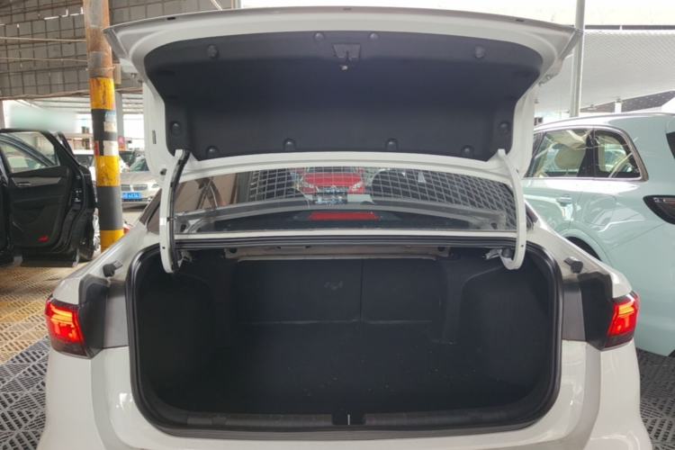 Used Geely Auto Emgrand 2022 4th Generation 1.5L CVT Luxury Model Trunk