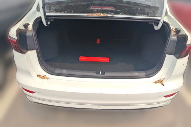 Used Geely Auto Emgrand 2022 4th Generation 1.5L CVT Luxury Model Trunk