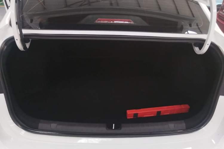 Used Geely Auto Emgrand 2022 4th Generation 1.5L CVT Luxury Model Trunk