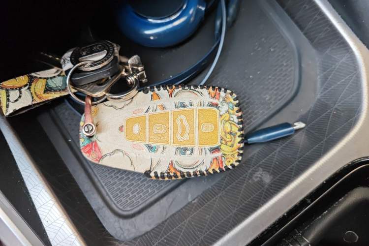 Used Geely Auto Emgrand 2022 4th Generation 1.5L CVT Luxury Model Vehicle Key