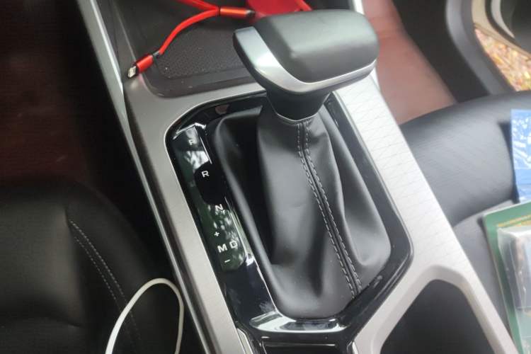Used Geely Auto Emgrand 2022 4th Generation 1.5L CVT Luxury Model Vehicle Key