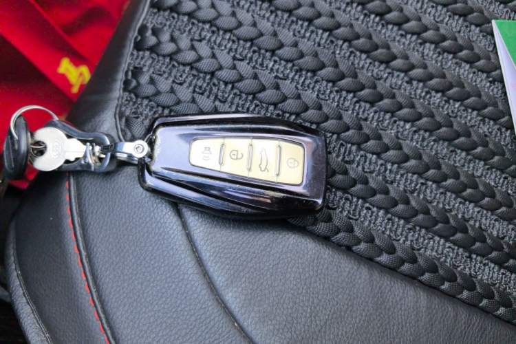 Used Geely Auto Emgrand 2022 4th Generation 1.5L CVT Luxury Model Vehicle Key