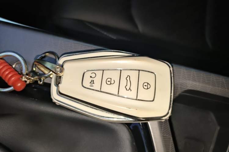 Used Geely Auto Emgrand 2022 4th Generation 1.5L CVT Elite Model Vehicle Key