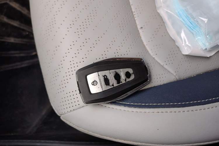 Used Geely Auto Emgrand 2022 4th Generation 1.5L CVT Flagship Model Vehicle Key