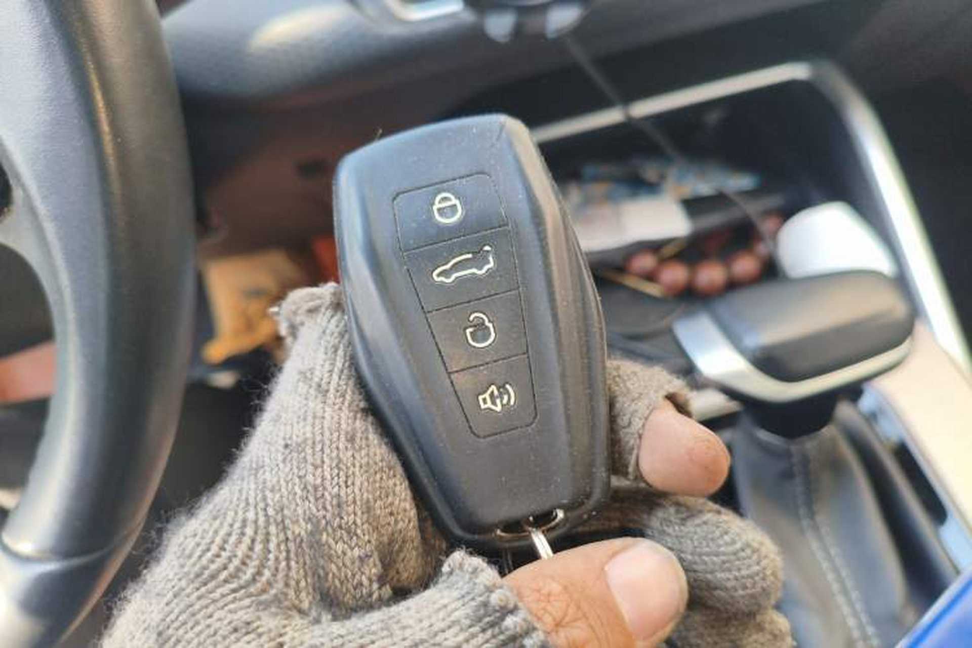 Used Geely Auto Emgrand 2022 4th Generation 1.5L CVT Luxury Model Vehicle Key