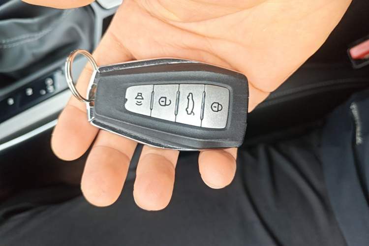 Used Geely Auto Emgrand 2022 4th Generation 1.5L CVT Elite Model Vehicle Key