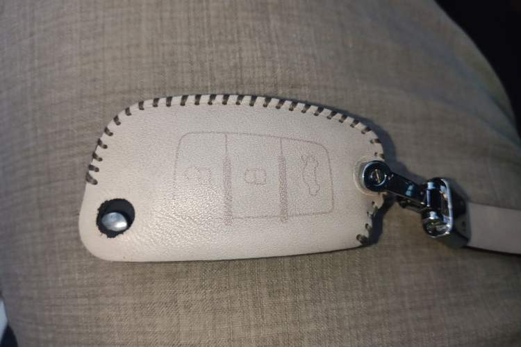 Used Geely Auto Emgrand 2022 4th Generation 1.5L Manual Luxury Model Vehicle Key