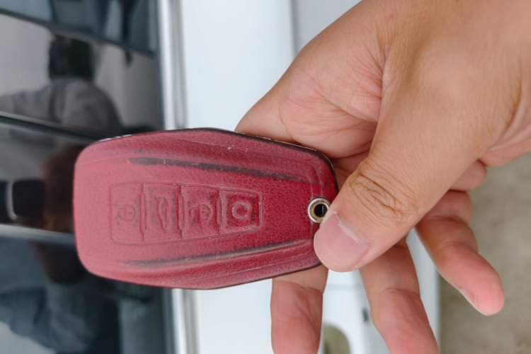 Used Geely Auto Emgrand 2022 4th Generation 1.5L CVT Flagship Model Vehicle Key