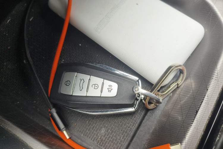 Used Geely Auto Emgrand 2022 4th Generation 1.5L CVT Luxury Model Vehicle Key