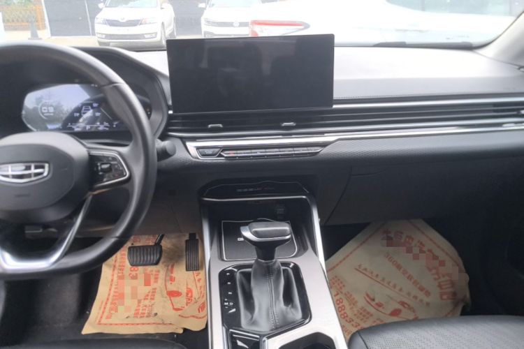 Used Geely Auto Emgrand 2023 4th Generation Champion Edition 1.5L CVT Prestige Model Audio And AC Panel