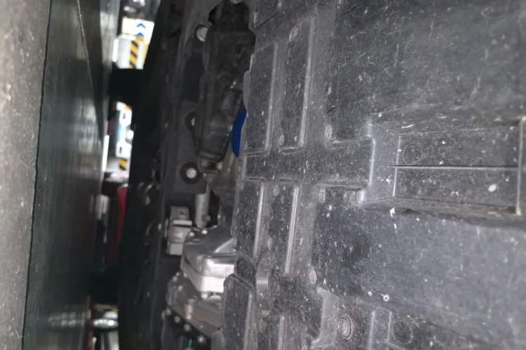 Used Geely Auto Emgrand 2023 4th Generation Champion Edition 1.5L CVT Flagship Model Chassis Front