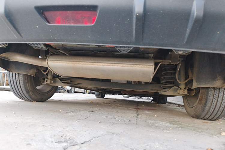 Used Geely Auto Emgrand 2023 4th Generation Champion Edition 1.5L CVT Luxury Model Chassis Rear