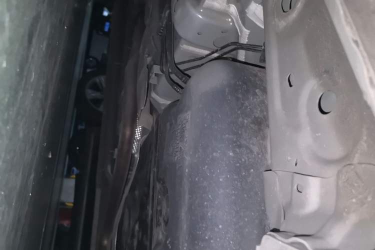 Used Geely Auto Emgrand 2023 4th Generation Champion Edition 1.5L CVT Flagship Model Chassis Rear Left