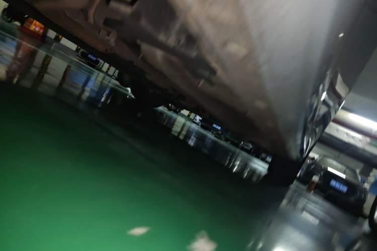 Used Geely Auto Emgrand 2023 4th Generation Champion Edition 1.5L CVT Prestige Model Chassis Rear Right