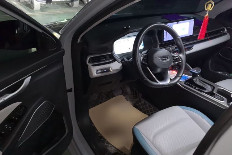 Used Geely Auto Emgrand 2023 4th Generation Champion Edition 1.5L CVT Flagship Model Driver Seat