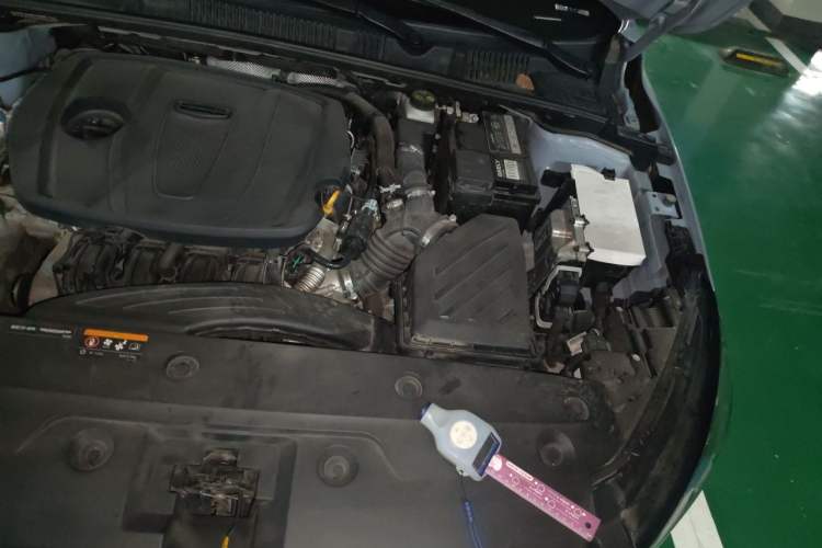 Used Geely Auto Emgrand 2023 4th Generation Champion Edition 1.5L CVT Prestige Model Engine Bay Left
