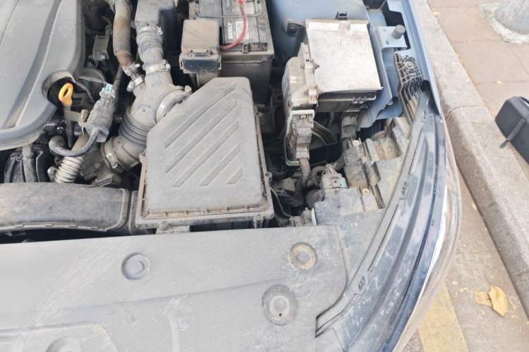 Used Geely Auto Emgrand 2023 4th Generation Champion Edition 1.5L CVT Prestige Model Engine Bay Left
