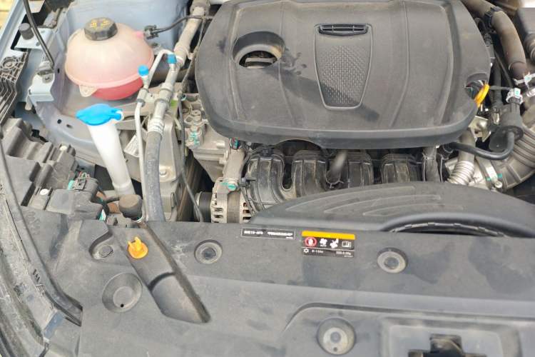 Used Geely Auto Emgrand 2023 4th Generation Champion Edition 1.5L CVT Luxury Model Engine Bay Right