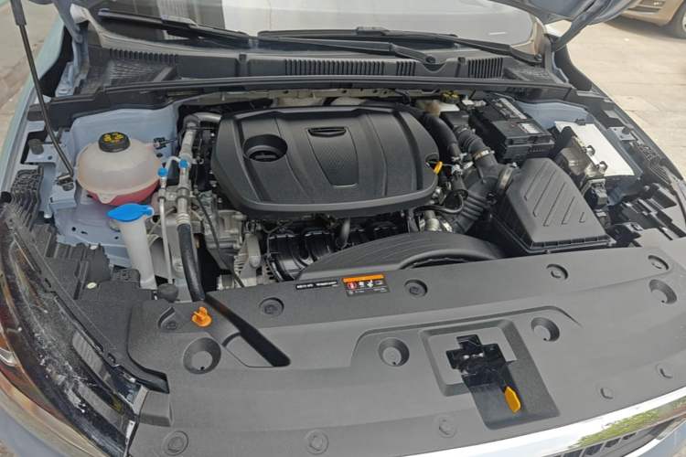 Used Geely Auto Emgrand 2023 4th Generation Champion Edition 1.5L CVT Prestige Model Engine Bay