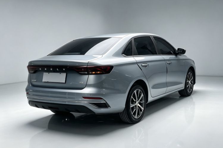 Used Geely Auto Emgrand 2023 4th Generation Champion Edition 1.5L CVT Flagship Model Exterior 3
