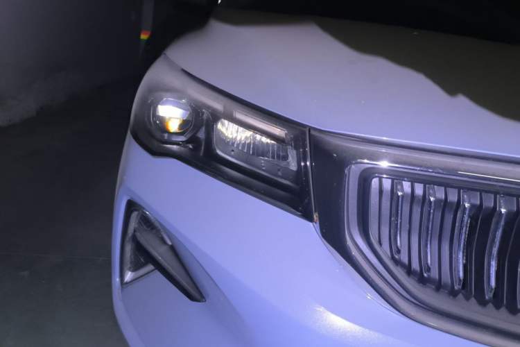 Used Geely Auto Emgrand 2023 4th Generation Champion Edition 1.5L CVT Prestige Model Exterior 6