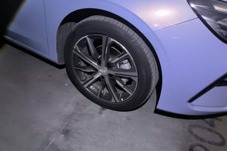 Used Geely Auto Emgrand 2023 4th Generation Champion Edition 1.5L CVT Prestige Model Exterior 7