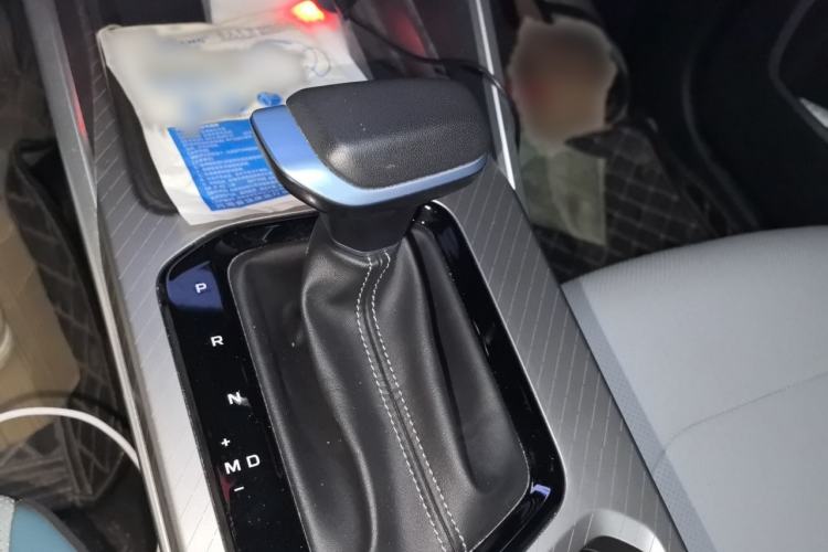 Used Geely Auto Emgrand 2023 4th Generation Champion Edition 1.5L CVT Flagship Model Gear Lever