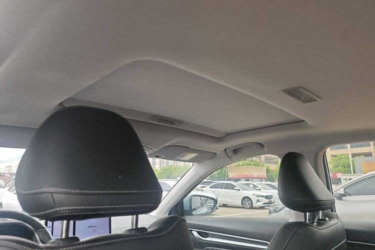 Used Geely Auto Emgrand 2023 4th Generation Champion Edition 1.5L CVT Prestige Model Headliner