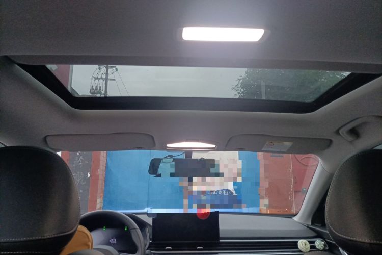 Used Geely Auto Emgrand 2023 4th Generation Champion Edition 1.5L CVT Prestige Model Headliner