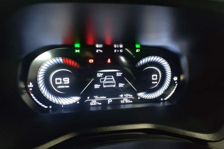 Used Geely Auto Emgrand 2023 4th Generation Champion Edition 1.5L CVT Prestige Model Instrument Cluster