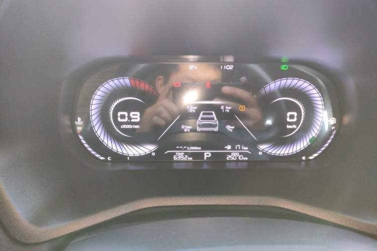 Used Geely Auto Emgrand 2023 4th Generation Champion Edition 1.5L CVT Luxury Model Instrument Cluster